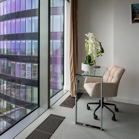 Rentplanet - Sky Tower *