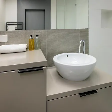 Apartment Rentplanet - Sky Tower