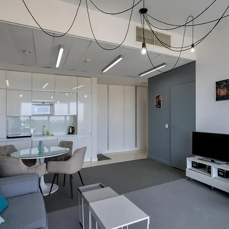 Apartment Rentplanet - Sky Tower *