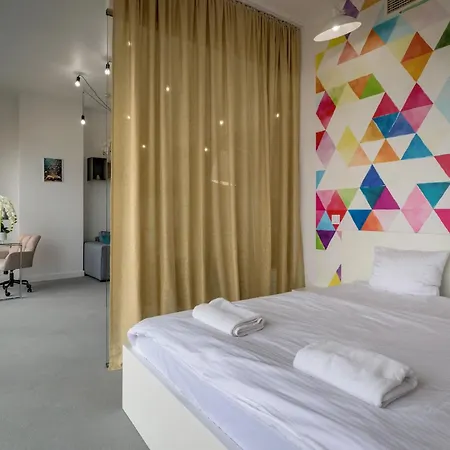 Rentplanet - Sky Tower *