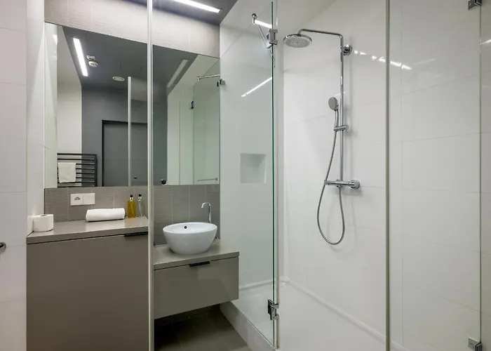 Rentplanet - Sky Tower Apartman *